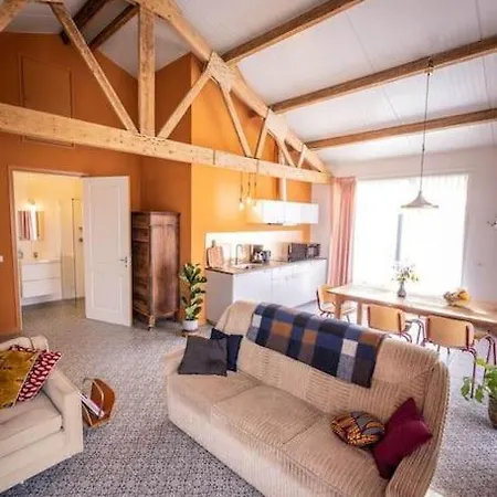 Groepsaccommodatie Op Natuurboerderij Huize Blokland * Hem