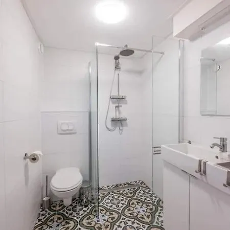 Feriehus Groepsaccommodatie Op Natuurboerderij Huize Blokland *